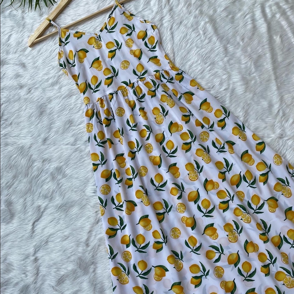 🌻lemon print summer dress
🌻length-47
🌻bust -28. - Picture 5 of 7